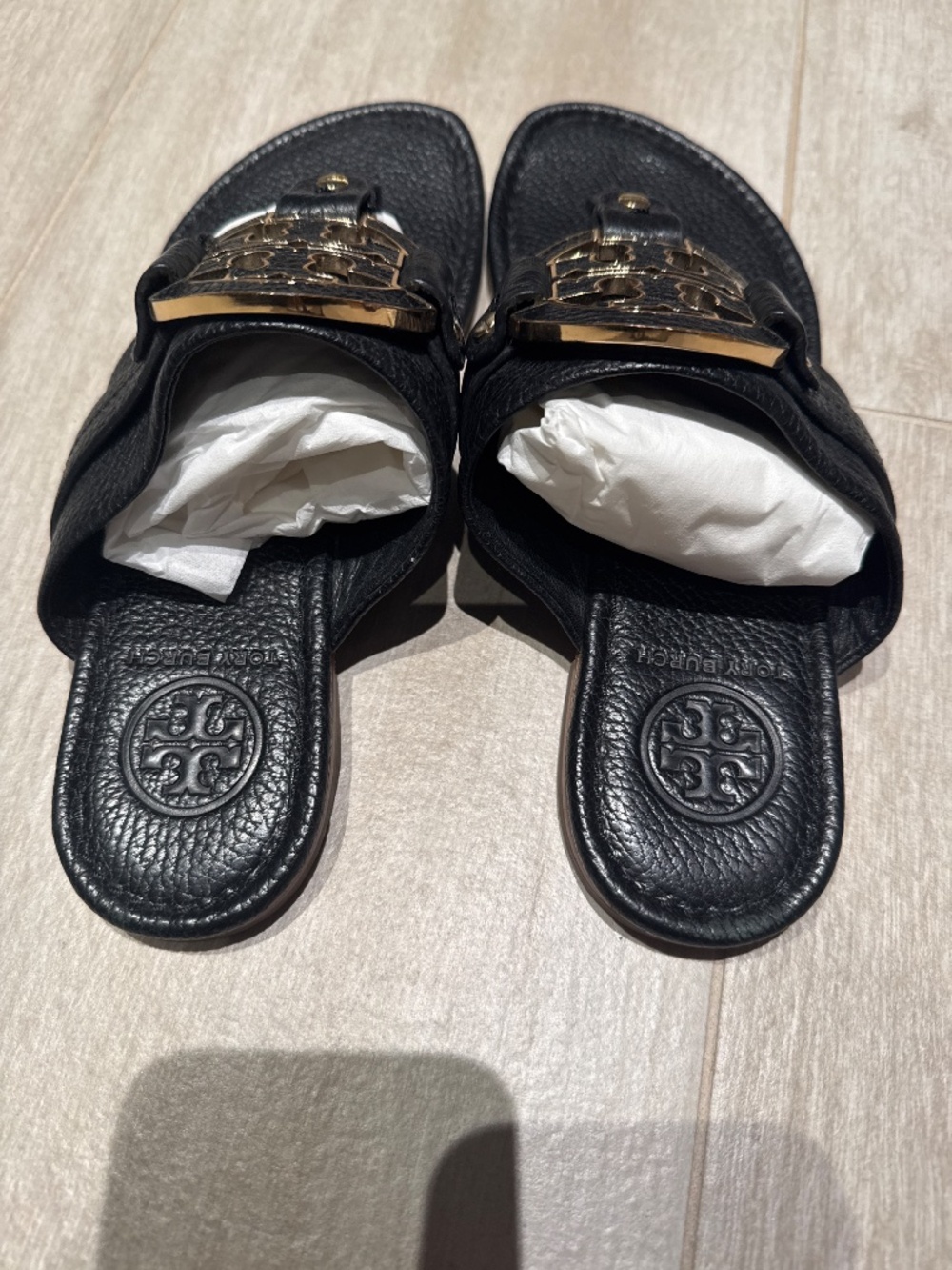 Tory Burch, black leather thong sandals 7.5 - Picture 2 of 4